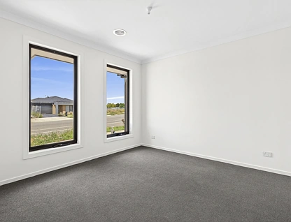111 Bourbon Road, Cranbourne East, South East Melbourne, 4 Schlafzimmer, 2 Badezimmer, House