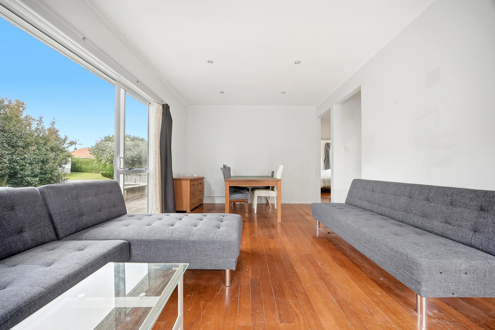 8 Renton Road, Mount Albert, photo 7