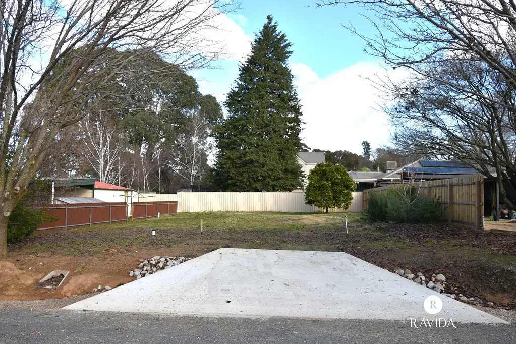 Beechworth Charming Beechworth Land Opportunity in a Prime Bridge Road Location