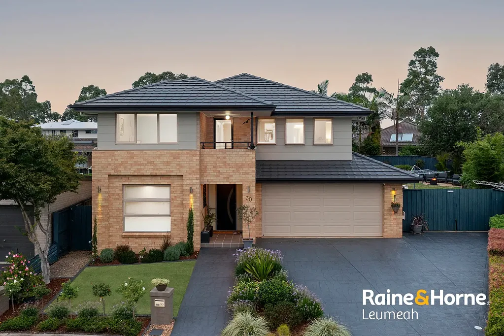 30 Snowy Avenue, Minto, NSW 2566