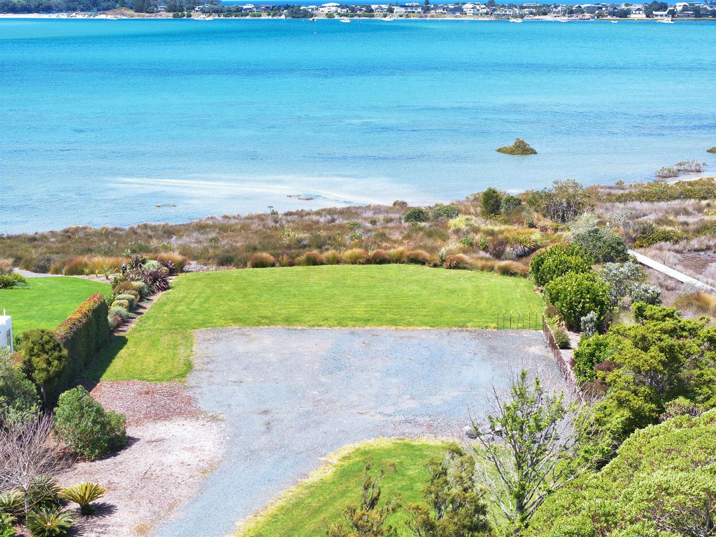 40 & 42 Waimanu Place, Point Wells