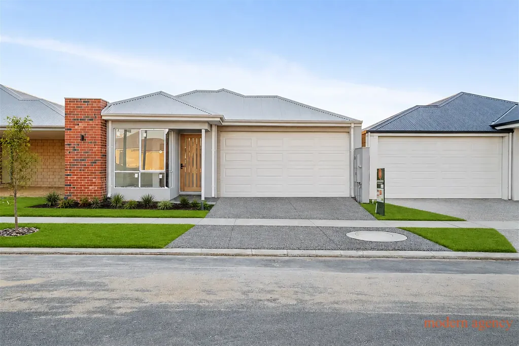 "Welcome Home to Haynes: Charming House for Rent in a Prime Location"