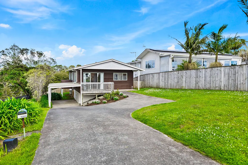 1032A East Coast Road, Torbay, North Shore City, Auckland