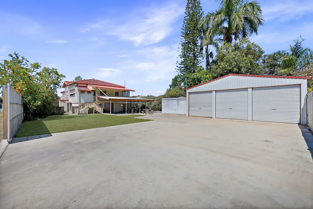 Bakers Creek 2 Bedroom A Classic Queenslander with Endless Potential