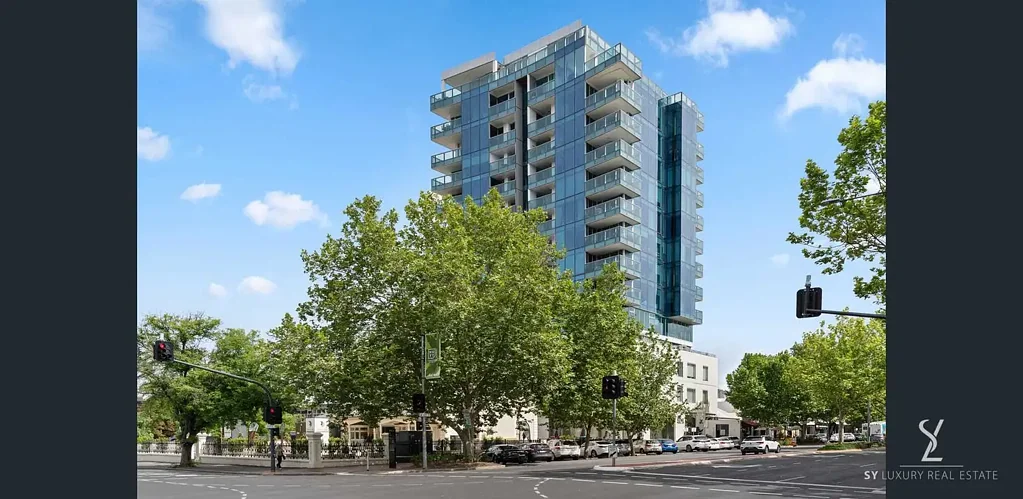 Adelaide 2房  Refined City-Fringe Apartment with Contemporary Comfort