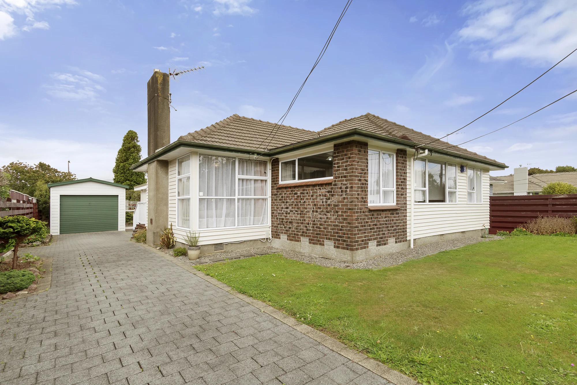 Trentham 4房 Family Living With Space, Privacy & Potential