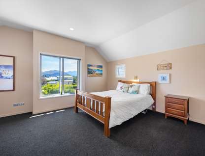 9 Meadowbrook Place, Wanaka, Otago, 3房, 2浴, 独立屋