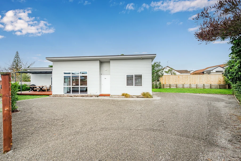 5A Sharda Grove, Paraparaumu Beach, Kapiti Coast, Wellington