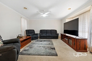 2 Comic Court, Harkness, VIC 3337, 3 Bedrooms, 2 Bathrooms, House