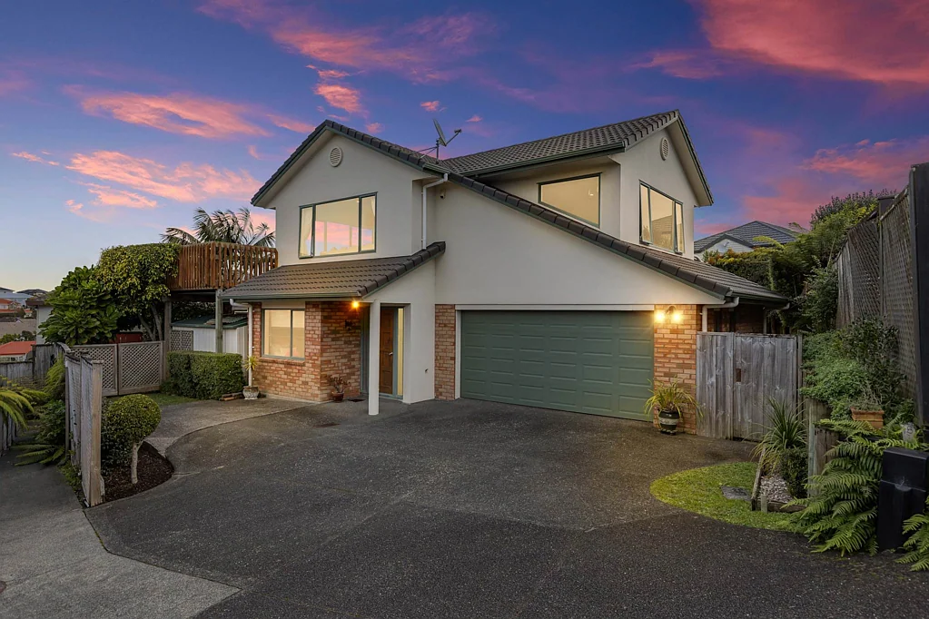 West Harbour 4房  Elevated Family Living with Spectacular Views