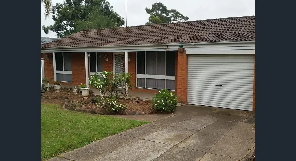3 BEDROOM HOME WITH INGROUND POOL