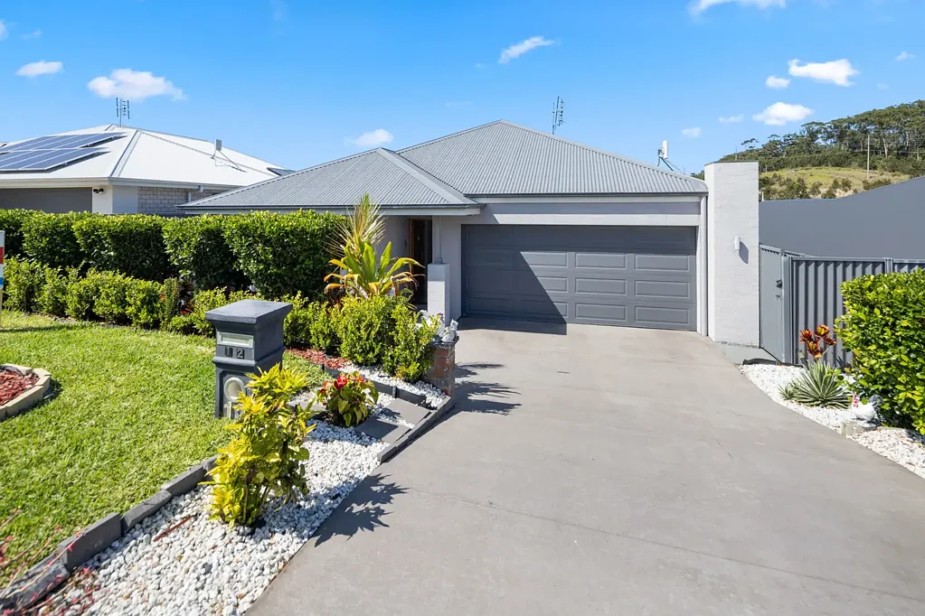 12 Burleigh Crescent, Woolgoolga, NSW 2456