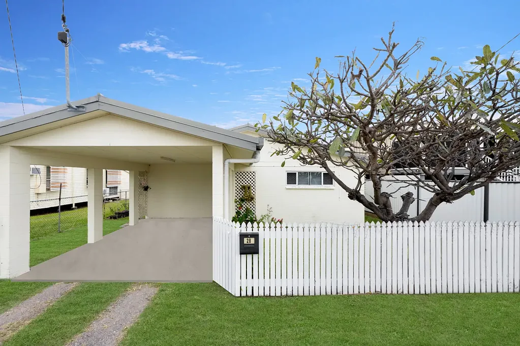 28 Tenth Avenue, Railway Estate, QLD 4810