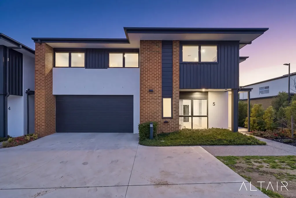 Taylor 4 Bedroom Massive 228m2 living with stunning inclusions