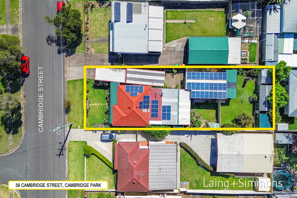 Cambridge Park 5Kwarto Family Home Plus Fenced-Off Granny Flat