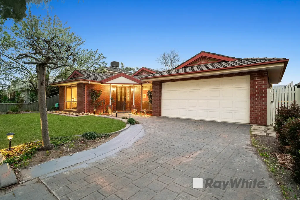 3 Woodcutters Place, Narre Warren South, VIC 3805