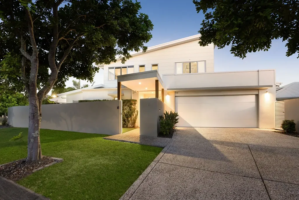 Parrearra 4chambre Family Living at Its Finest - Space, Style & Location