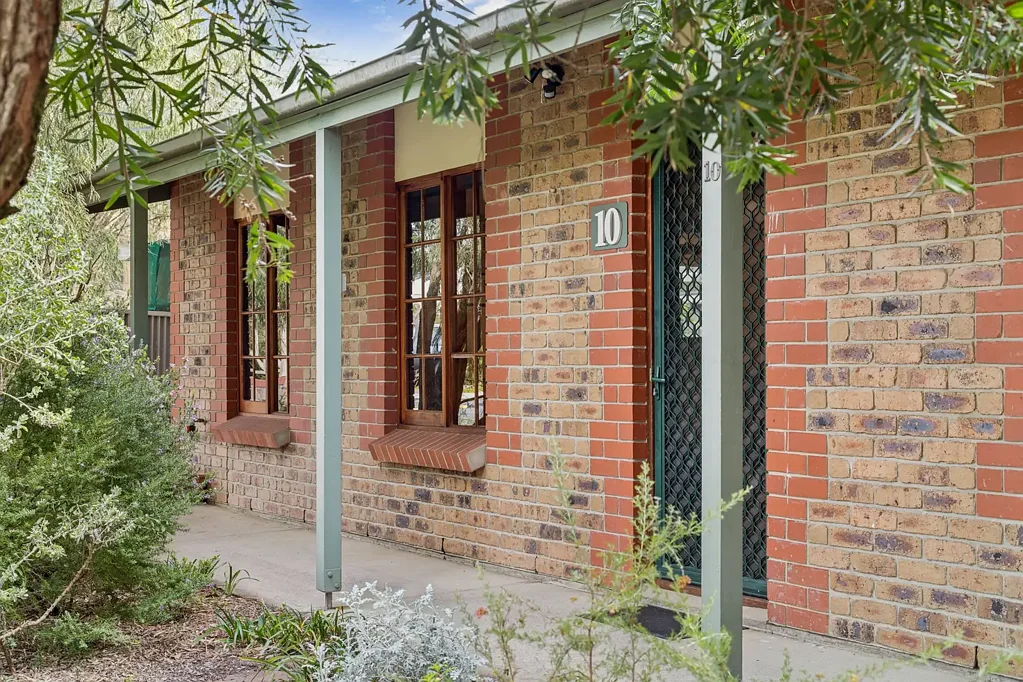 Mount Barker 2房  Charming Colonial Cottage-Style Living