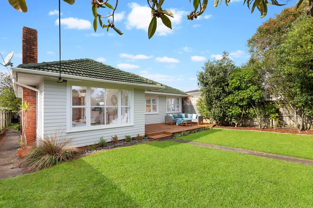 785 Te Atatu Road, Te Atatu Peninsula, Waitakere City, Auckland
