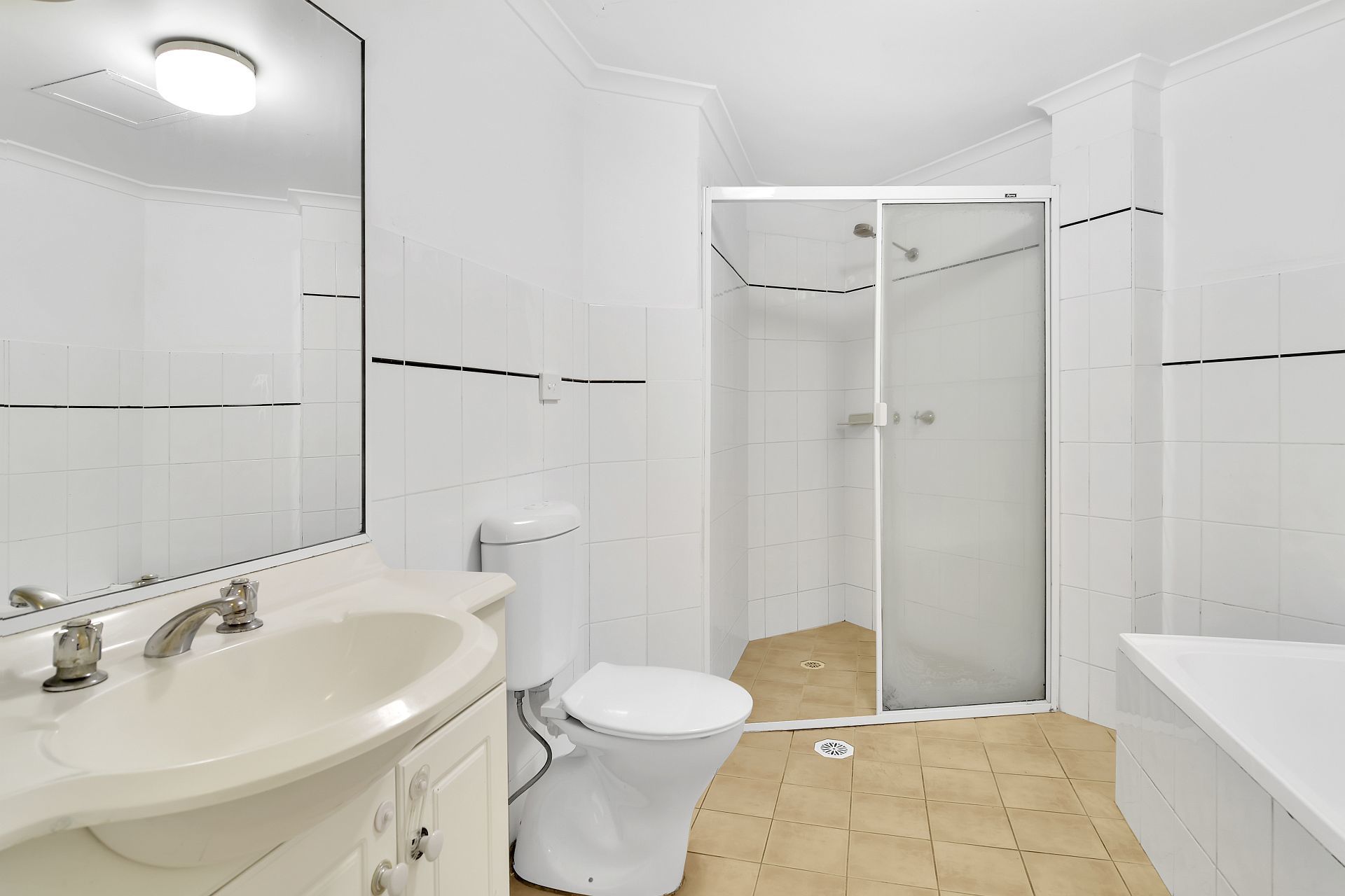 UNIT 1 111 HAMPDEN RD, ARTARMON NSW 2064, 0 habitaciones, 0 baños, Unit