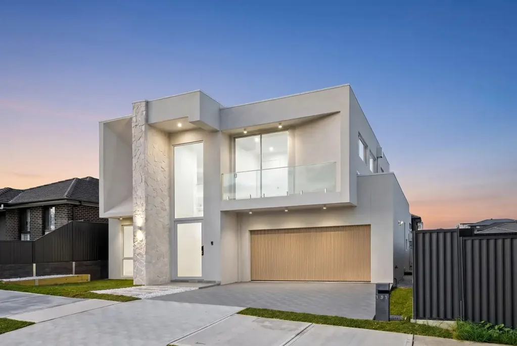 Austral 5Zimmer Brand New Family Oasis Featuring a Designer Pool!
