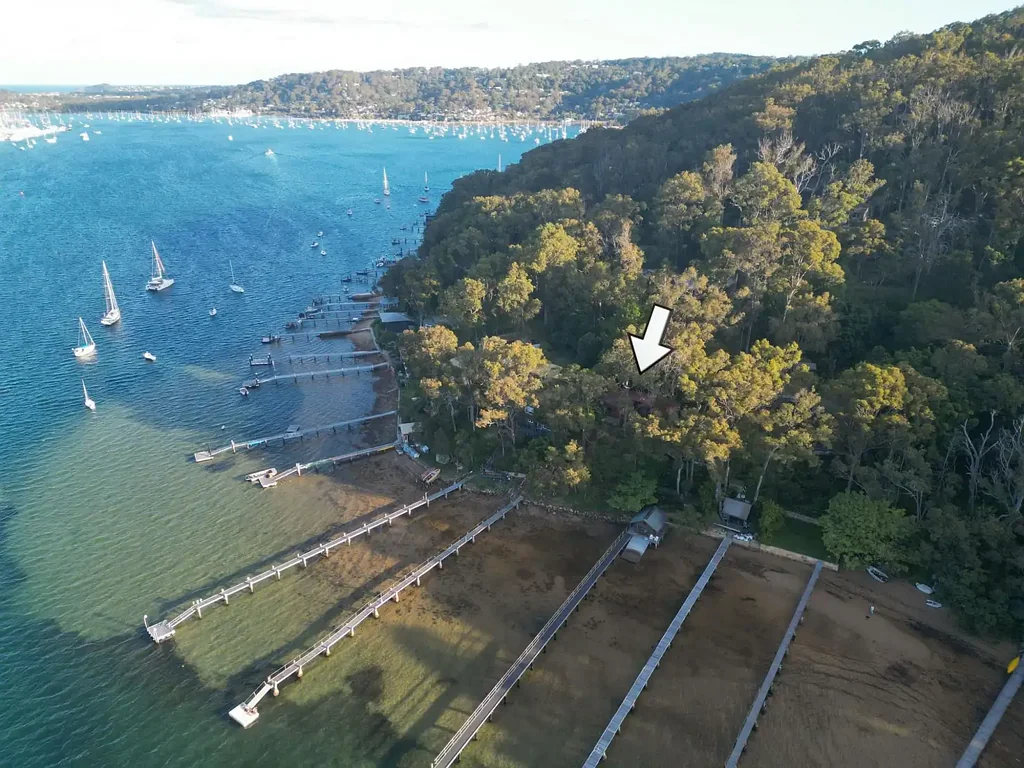 Scotland Island 1 Bedroom DOUBLE NORTH FACING PITTWATER WATERFRONT!
