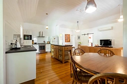93 Gidyea Street, Barcaldine