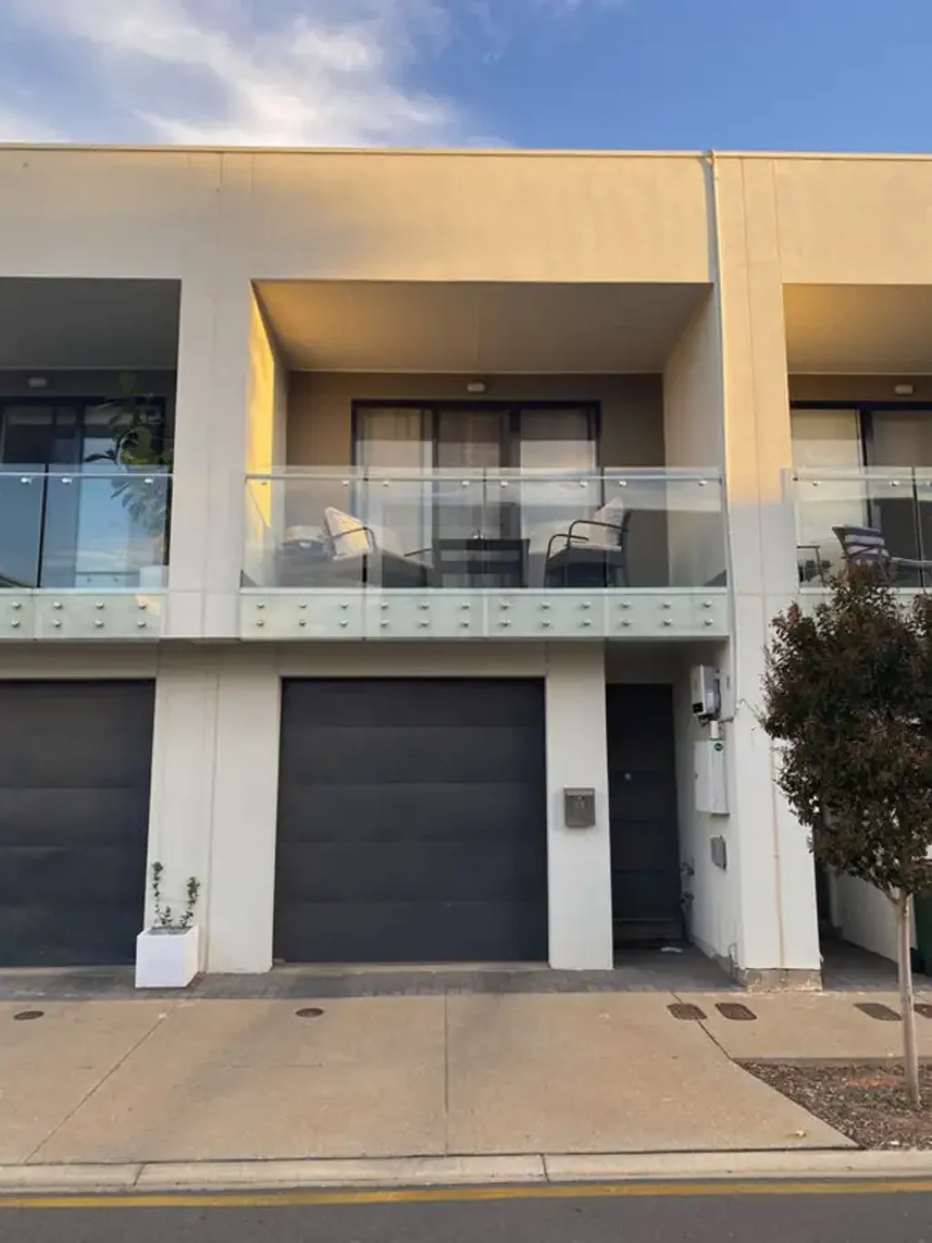Your Ideal Lifestyle Awaits: 2-Bedroom Home in Convenient Mu