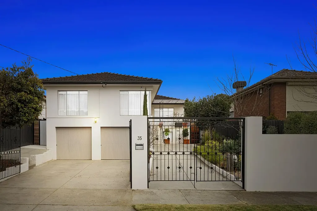 Lalor 4chambre A Light-Filled and Inviting Family Home