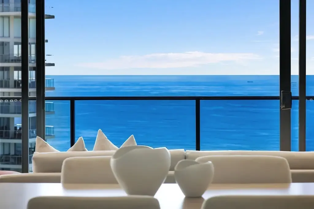 Broadbeach 2房  Oracle Sky Home, Where Every Day Feels Like a Holiday