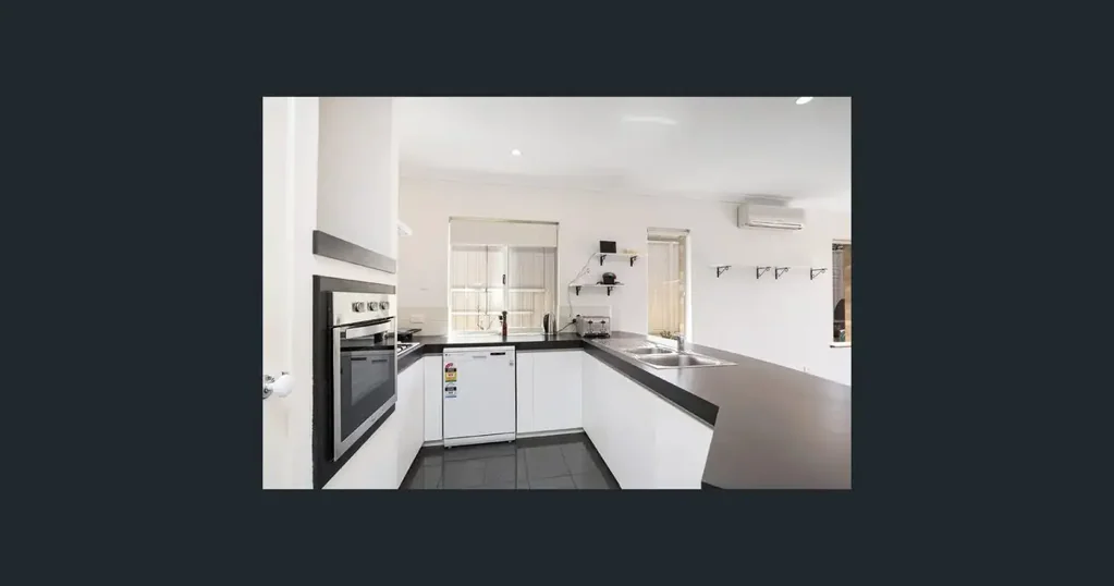 Modern Comfort & Convenience in a Prime Innaloo Location