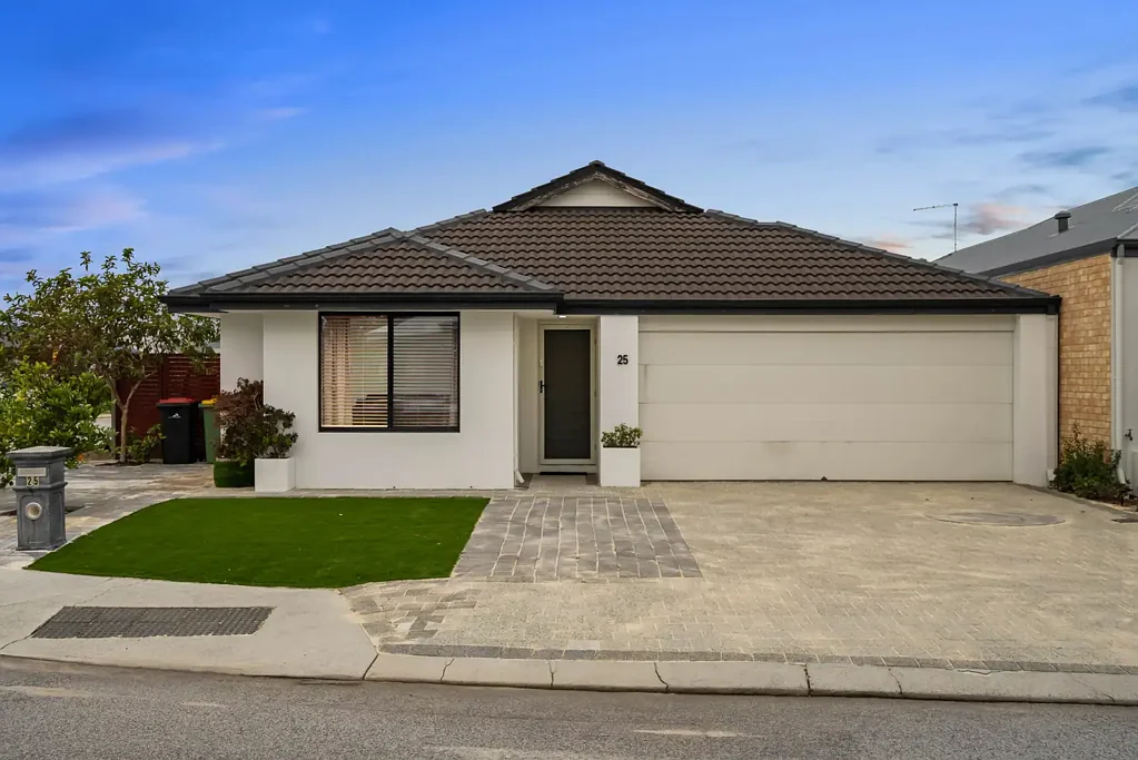 Harrisdale 3chambre PRIME LOCATION | LOW MAINTENANCE LIVING | HARRISDALE