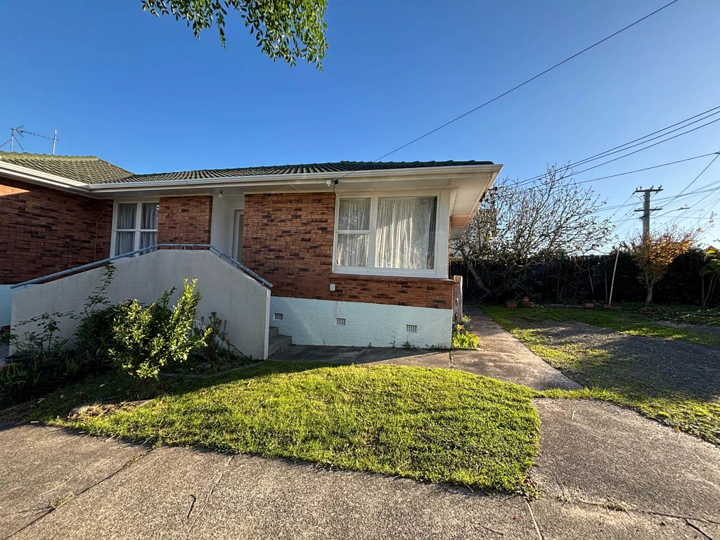 Step Into Comfort – Your Inviting 1-Bedroom Un...