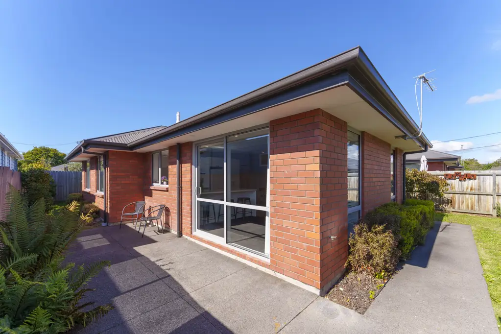 Richmond 2ਬੈੱਡਰੂਮ EASY LIVING FOR OVER 60's - MUST BE SOLD!