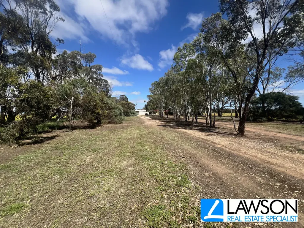 Affordable Family Living in Yallunda Flat minutes from Cummins