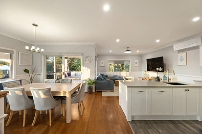 Tarragindi 4 Bedroom Spectacular City Views. Contemporary Queenslander Style. Exceptional Family Living.