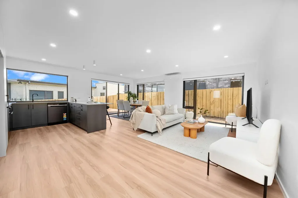 2/3 Angelina Drive, Rokeby, TAS 7019