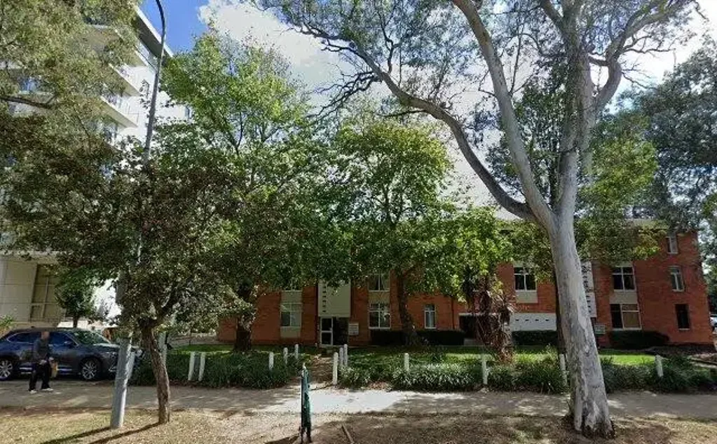FIRST FLOOR APARTMENT NEAR AUSTRALIAN NATIONAL UNIVERSITY