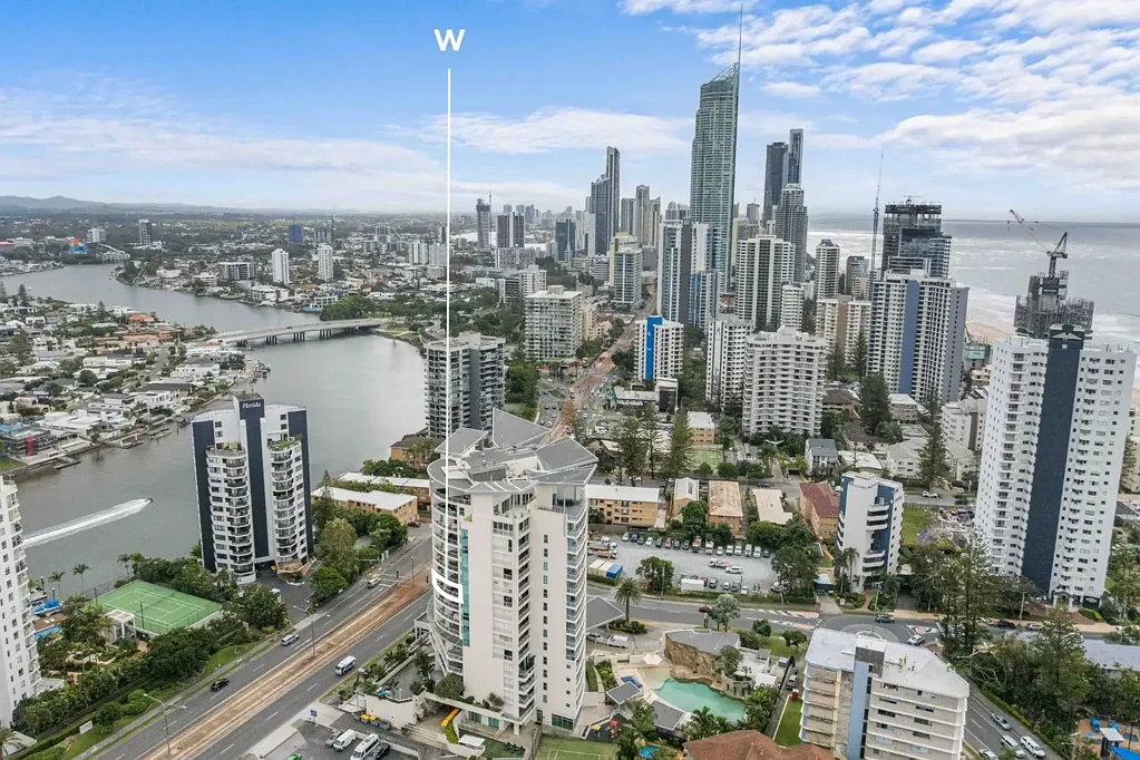 Surfers Paradise 2 Bedroom SOPHISTICATED COASTAL APARTMENT
