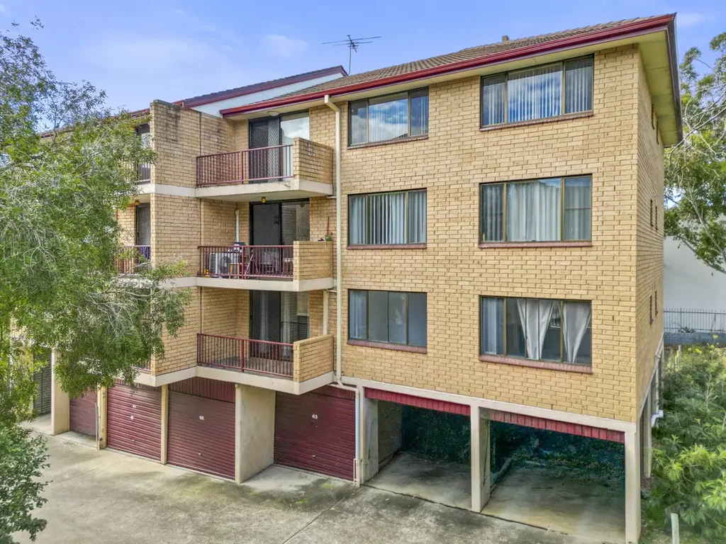 Blacktown 2部屋 Centrally Located Entry Level Unit