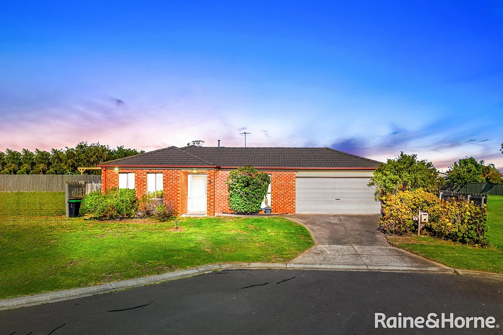 5 Harrow Court, Kurunjang, VIC 3337
