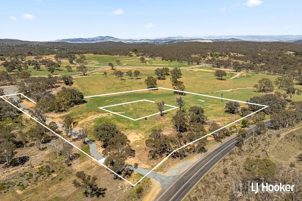 Carwoola Elevated Lifestyle Block with Sweeping Views & Dual Frontage