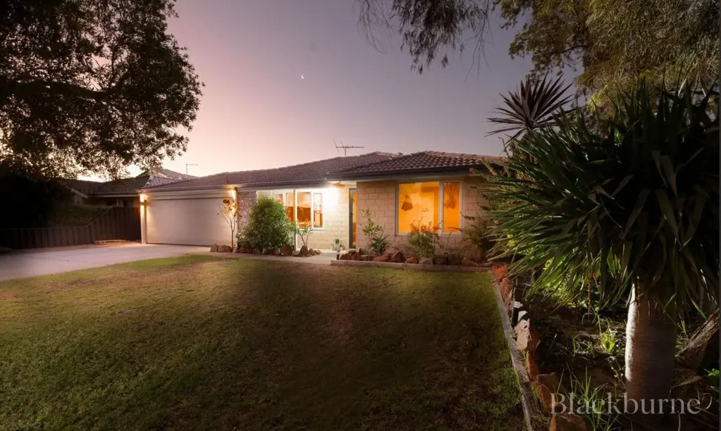 FOUR BEDROOM HOME | DUAL KEY SHARED DWELLING