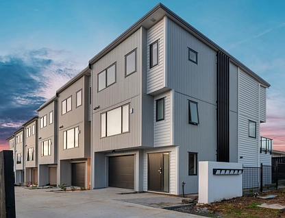 2/115 Bruce Road, Glenfield, 4 ਕਮਰੇ, 3 ਬਾਥਰੂਮ, Townhouse