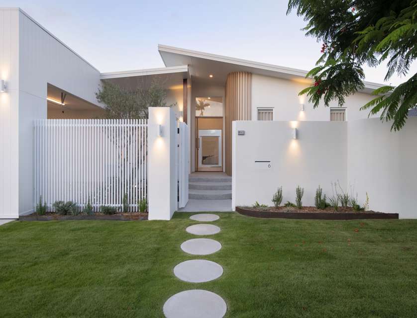 6 Tartan Court, Mermaid Waters, QLD 4218, 4 Bedrooms, 3 Bathrooms, House