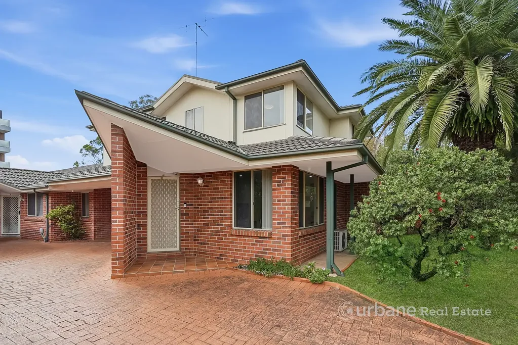 Penrith 3غرفة نوم Oversized Townhouse|R4 ZONING|Unbeatable Location|Boutique Complex of 3