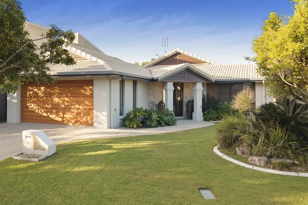 Parrearra 4房  Effortless Family Living in the Heart of Kawana Island
