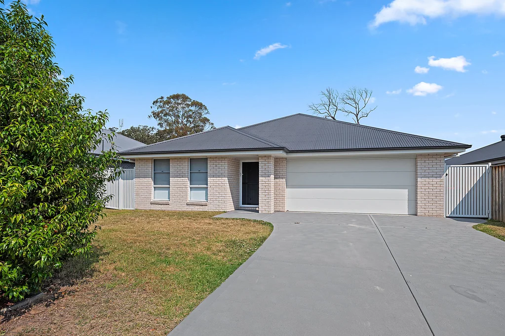 139 Talleyrand Circuit, Greta, NSW 2334