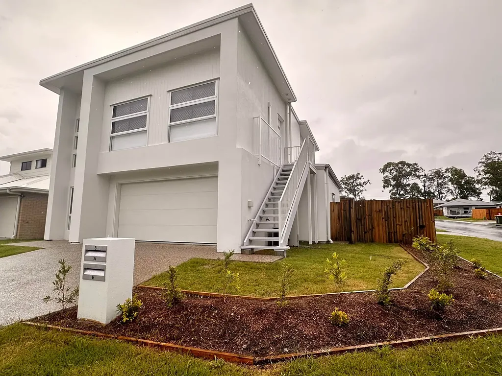 MODERN ONE BEDROOM UNIT!