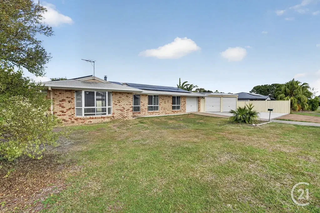 Rosewood 4침실 SHED + 9.6kW SOLAR - SOUGHT AFTER LOCATION